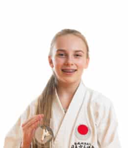 Årets karateka 2020 Amalie Korsby ved Bjørgvin karateklubb